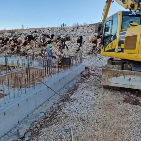 Izvođenje građevinskih radova na centru za zbrinjavanje otpada Lećevica