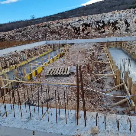 Izvođenje građevinskih radova na centru za zbrinjavanje otpada Lećevica